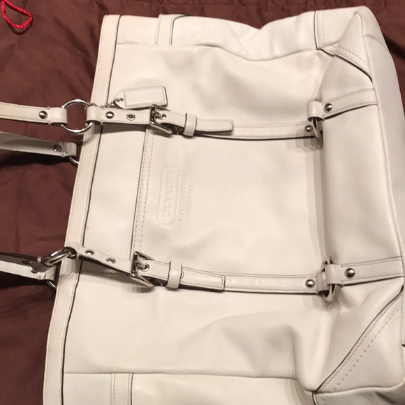 All Leather Coach Bag - Picture 3 of 8